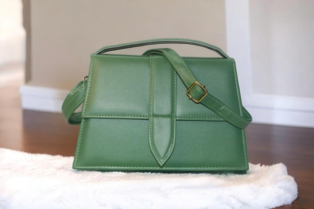Green Crossbody Bag for Girls, PU Leather, Minimalist Design