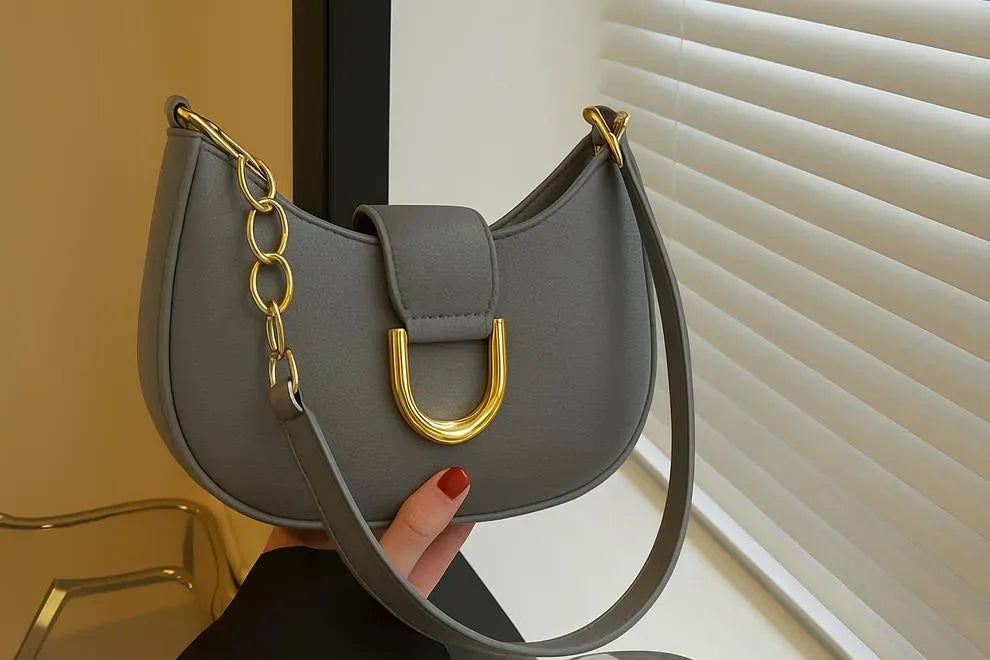 Grey PU Leather Horseshoe Handbag for Girls