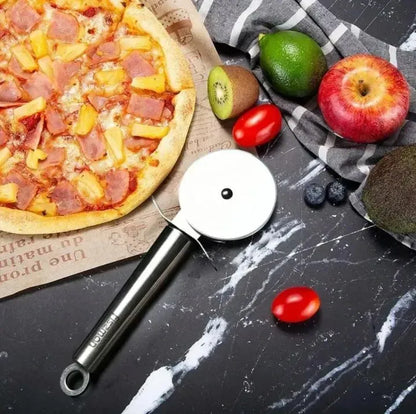 Easy To Clean And Maintain Pizza Cutter